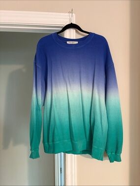 Women’s Ombre Blue-to-Teal Ribbed Crewneck Sweatshirt